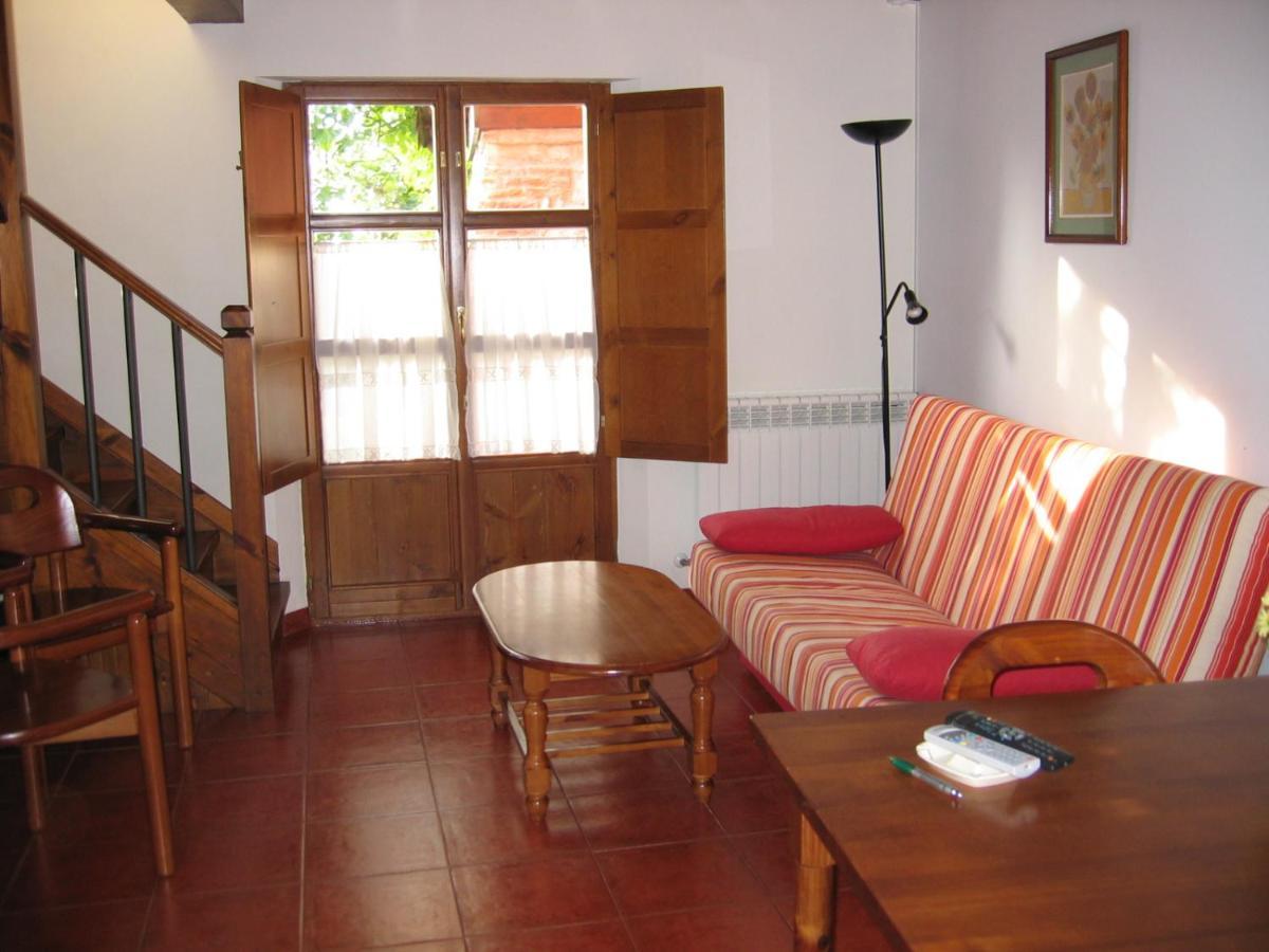 Apartamentos El Cueto De Los Collado Villanueva de Pria Ngoại thất bức ảnh